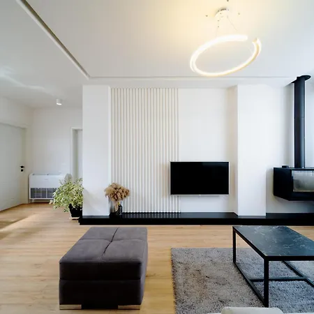 Cityview Penthouse With Private Veranda * Tirana